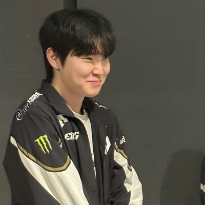 @derellightseu's esports related acc — @lolesports & @ValorantEsports enjoyer — NON-RPF ENJOYER/HOMOPHOBES DNI! (@_@;)