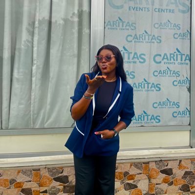 tallgirlbecca_'s profile picture. The one that ABBA loves❤️ Writer😌 Podcaster💫