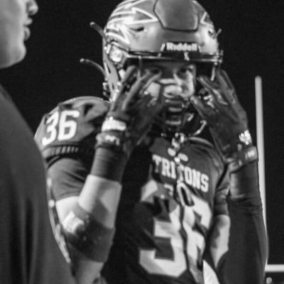 6’2| 170 Lbs. | Class of 2027| 4.0 GPA| Student-Athlete |WR/DB| Football| Wrestling|Track| Junior Pacifica H.S | Oxnard, CA #TrustGod 🙏 IG:RJtheVict0r