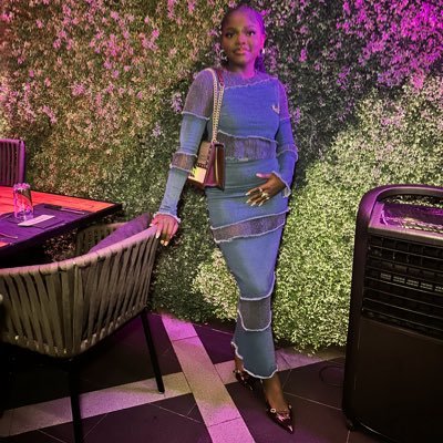 Finance Mind| MBA Accounting| Data analyst|Fashion and good cuisine). Here to connect 😌 and learn😎.