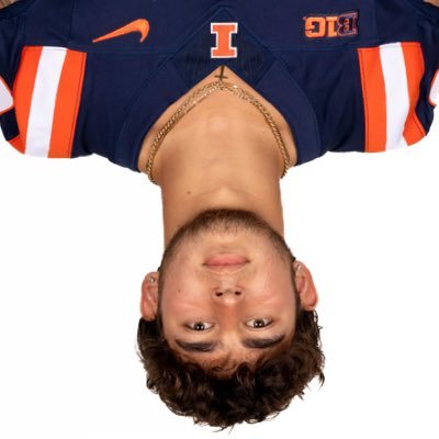 Central Illinois proud. best player in the country. If you don’t know, you do now . Beer fan #lank #illini