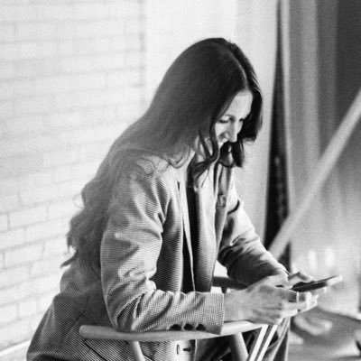 JenEiden97's profile picture. UGC Creator | Creative Strategist | Creator Sourcer | portfolio below⬇️