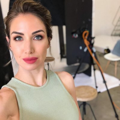 BettySassoon3's profile picture. I blend real estate investment with AI, using data and finance insights to drive smarter, human-centered property innovation
❌Reject encryption and pornography