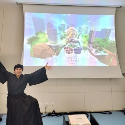 VRアーティスト/Webディレクター
VRアートでは塊ブラシが好き。
Webディレクターでは初校のデザインがめちゃくちゃいい感じな時が好き。
#ひよこ実績紹介 でVRアート見られます。