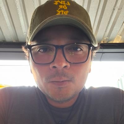 Gbertoiza's profile picture. Me gusta la cerveza, la comida el amor y la vida.
A veces me pregunto si ya desperté.
2D-3D Drafter.