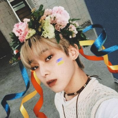 제이크의 사랑스러운 팬 나타샤 입니다 !
🦇 she/her 🦇
22 y.o 🏰
artist 🏰
i prefer softblock !!!