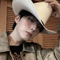  Cecil. (@clancyall) 's Twitter Profile