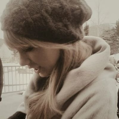 ataamo_mariii13's profile picture. ✩ ⋆⸜ 🌙✮𝐌eet 𝐌e 𝓐t Midnight