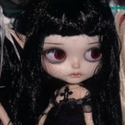 tolkienprxncess's profile picture. 28 | Pro sign maker | Graphic Designer | Photographer | https://t.co/XSktcRZOcB