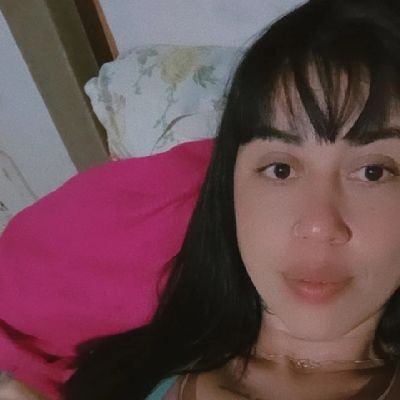 linda louca e mimada
Esperar ter paciência não criticar mais também jamais abaixar cabeça
