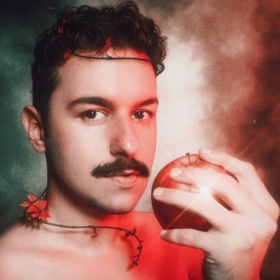 Vi Adão by @VictorRicione is coming! 🍃🍎