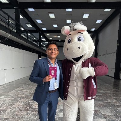 laloortega98's profile picture. 