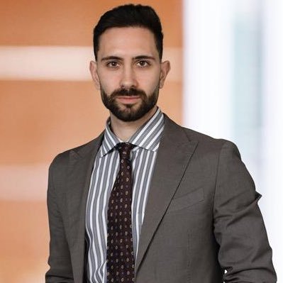 UpLoriss's profile picture. I help professionals decode financial signals. I talk about #Finance, #Markets, and #MacroTrends