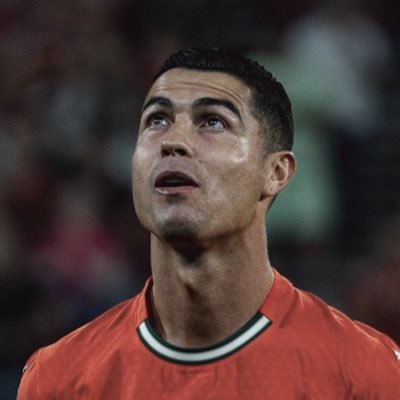 اللهم صلِ وسلم على نبينا محمد #cfc #cr7 حسابي الاساسي تبىْد ، هذا حسابي الجديد