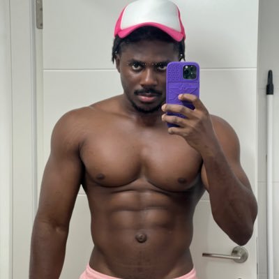 psalm 91 “in the hour of chaos, calm the water by your will . Instagram @_ivmurban , Fitness Enthusiasts , content creator 💯 brand influencer.