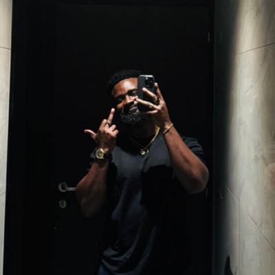 PHSQ. Coach ||📍FITRIP || ✉️: yankeyjeff31@gmail.com 📱: +233277375395