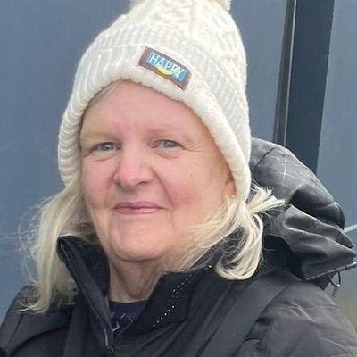 shelleycom7's profile picture. 