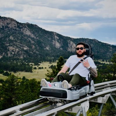 𝗰𝗶𝗻𝗲𝗺𝗮𝘁𝗼𝗴𝗿𝗮𝗽𝗵𝗲𝗿 | @kstate alum | let’s work together - @elevated_films_
