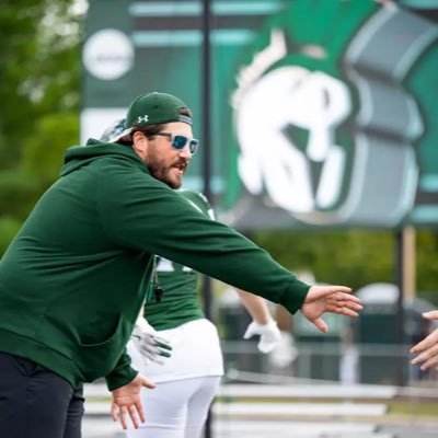 Offensive Coordinator / Offensive Line - Illinois Wesleyan @IWUTitanFball | само напред 🇷🇸☦️