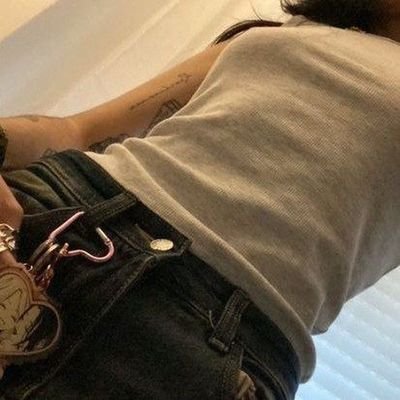 87oursh's profile picture. 