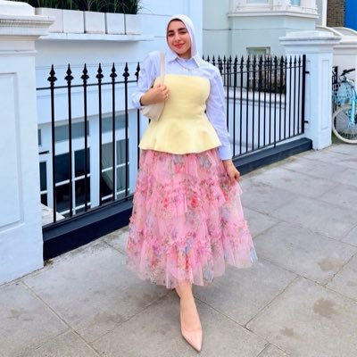 Eye Doctor @ #NHS 🇬🇧 #MSc👁👩🏻⚕️| Artist👩🏻🎨| Adventurer 🧚♀️| owner and founder of Noran gallery- جاليري نوران
