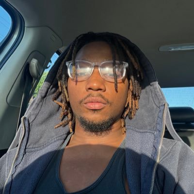 infamousKHI_'s profile picture. 20| 🇯🇲x🇨🇳| I 🖤 black women