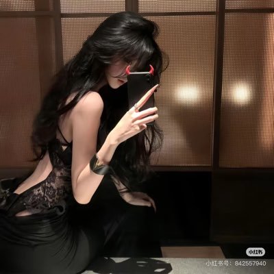 uuooabc's profile picture. 03年丝袜控一枚🍑身高170，反差甜妹音，外企实习生，超爱情趣内衣，🚪99，付费约，🉑️定制视频🉑️11🉑️线下💕常驻江浙沪，全国可空降(偏远地区除外)👠喜欢有素质的哥哥❤️