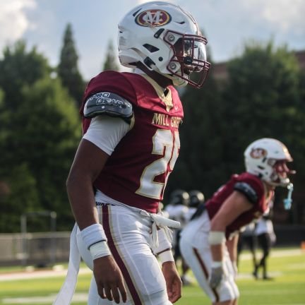 Class Of 2026 | Mill Creek HS | 3 Sport Athlete | 6'0 160 Football: DB | Track and Field: 300H: 44.4 | Basketball: G | Sebrown5053@gmail.com ~ 470-707-2374