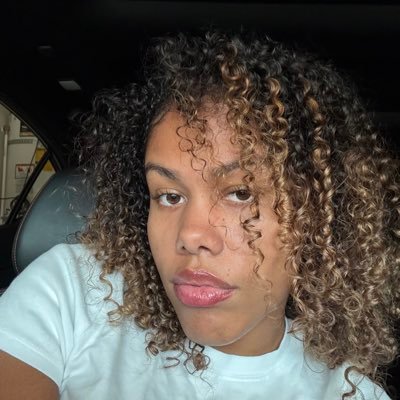 ani_ahj's profile picture. 