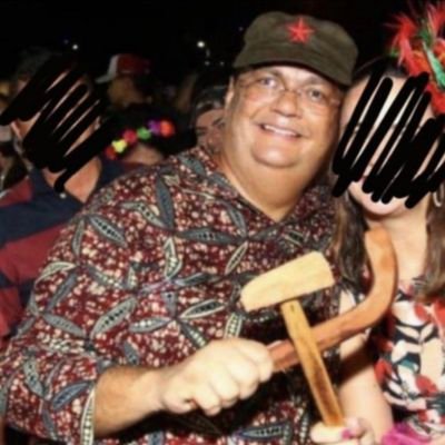 paxxtor pra uns, o botafogo pra outros. um constante e frustrado fugitivo desse site, deixando um lastimável registro de pensamentos à posteridade.