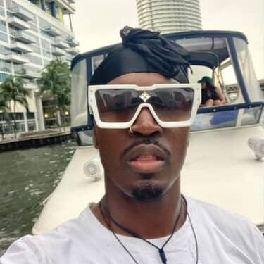 CraveExclusive's profile picture. Baltimore🛫 Los Angeles 🌴
Boxer 🏆🥊🥇 
Trucking 🚛🚚