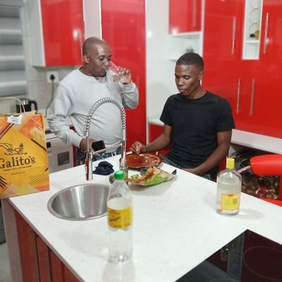 siphosihlewish1's profile picture. simple  guy 👦