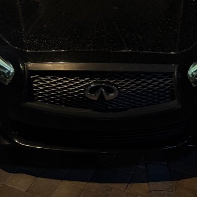 babyvaleh's profile picture. still turning water into wine