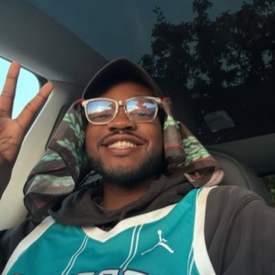 treyxhouston's profile picture. skill issue.