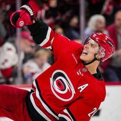 caniacdrift's profile picture. 17 | he/him | #CarolinaCulture #KeepPounding #DetroitBasketball