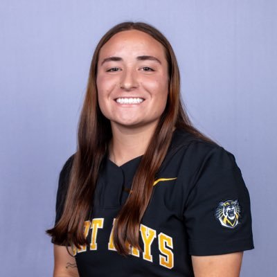 gracie_johns12's profile picture. Fort Hays State Softball