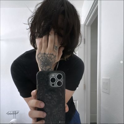 Carti8x's profile picture. pro fort 
quit