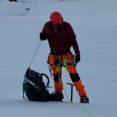 wcehouck's profile picture. 🇺🇸🇨🇦🇮🇹 citizen. | Washington State | Mountaineer