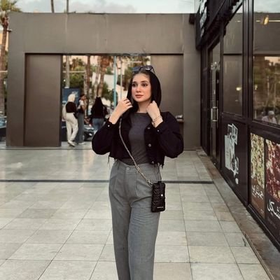 I'm a professional senior crypto trader, and a senior accountant manager.