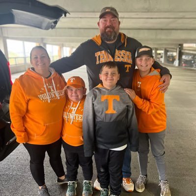Husband, Dad, Lover of cats, literature, music and traveling. Follower of Christ Vols Fan🍊