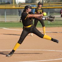 Claire Canales (@clairepitches08) 's Twitter Profile Photo