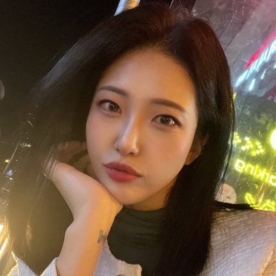 cackshiyani's profile picture. 🌟 Cultivating grace and poise.
🌹 A lady with a heart full of dreams.
🌸 Gracefully navigating life's journey.