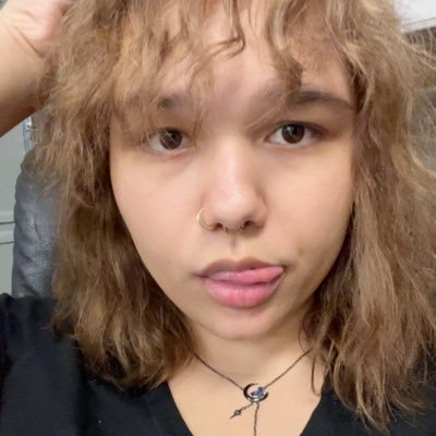 prettylillyssy's profile picture. 23|♐️🍃💗