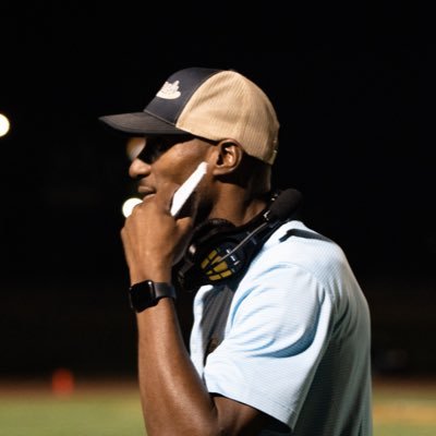 Husband & Father of 4 👧🏽• Receiver Development• Founder @Adarius4Autism @bowtraining • Coach