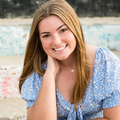 sarahdoesPR's profile picture. 🌊🌅🐚⛵️⚓️🦀
URI | Public Relations Major