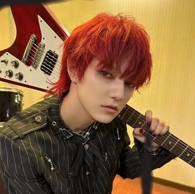 ⓘ FICTIONAL. (磯崎 翼) 1OR8's powerhouse main vocalist with 𝗽𝗮𝘁𝗵𝗳𝗶𝗻𝗱𝗲𝗿 along his journey, Isozaki Tsubasa is the name.