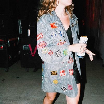sentbymari's profile picture. ''I'd like to say that I'm a big advocate for not hiding your enthusiasm for things,'' Taylor Swift said and I quote.