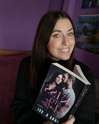 📚 USA Today & Intl. bestselling romance author 💖 Writing angsty, swoony love stories with sassy heroines + obsessed heroes ✨☕🐶
#RomanceAuthor #NewAdultRoman