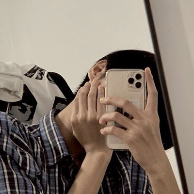 Pawat61's profile picture. U:U พูดคุย หาเพื่อน แฟน คุยได้หมดครับ ให้คำปรึกษากัน DMได้ หื่นนิดหน่อย *อันเก่าเข้าไม่ได้ติดตามกลับหน่อยครับ*