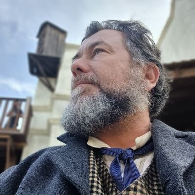 Almeriense y español 🏴🇪🇸
de orígenes marineros ⚓️
ª🟠 @proalmerienses